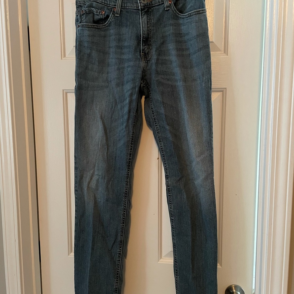 Men’s Levi’s Athletic Fit Jeans 32W x 34L